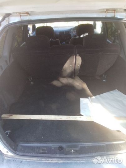 Nissan Wingroad 1.8 AT, 1997, 285 333 км