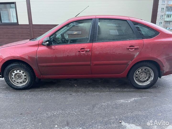 LADA Granta 1.6 МТ, 2021, битый, 55 800 км