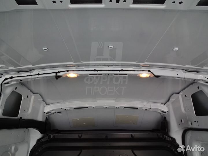 Плафон освещения Transit Sprinter Iveco оригинал