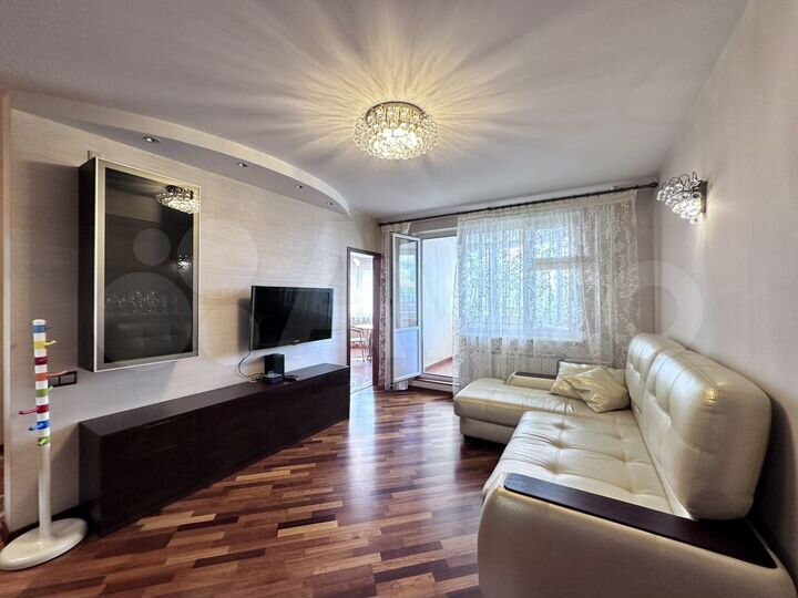 3-к. квартира, 84 м², 14/17 эт.