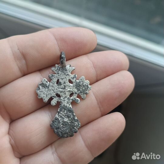Нательный крестик серебро