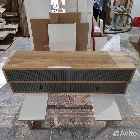 Консоль парящая