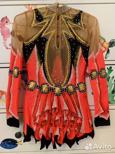 Костюм для гимнастики, танцев, фигурного катания