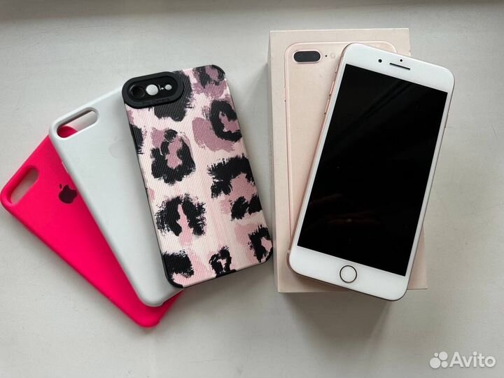 iPhone 8 Plus, 64 ГБ