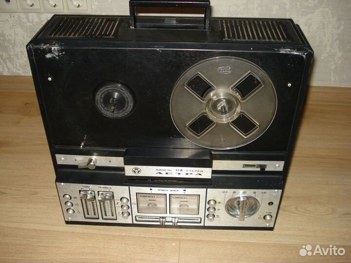 Сетевой катушечный магнитофон 