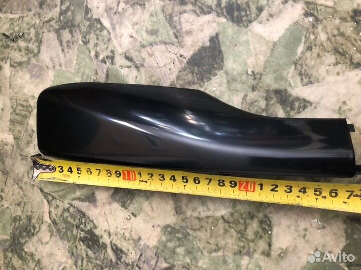 Крышка рейлинга передняя правая Toyota Rav4 ACA21