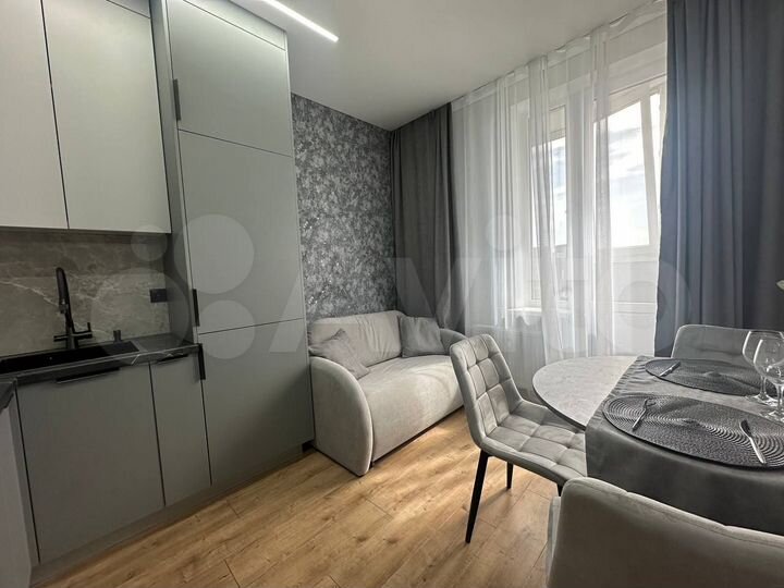 2-к. квартира, 50 м², 6/19 эт.