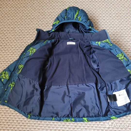 Куртка hm 116 и куртка hm 128, цвета разные