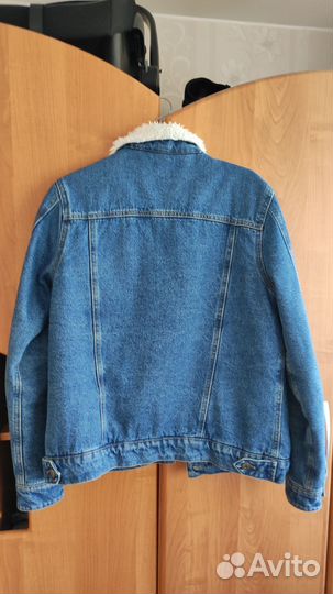 Джинсовая куртка