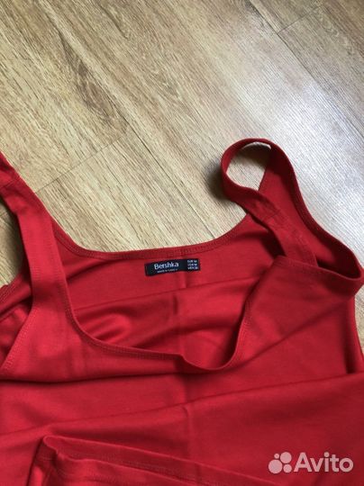 Платье bershka. База