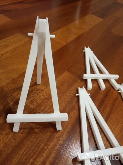 Подставка для картин, декоративных тарелок