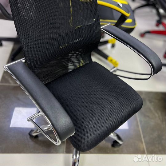 Офисное кресло SU-B-8/подл.101/осн.003 (цвета)