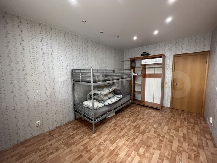 3-к. квартира, 90 м², 13/14 эт.