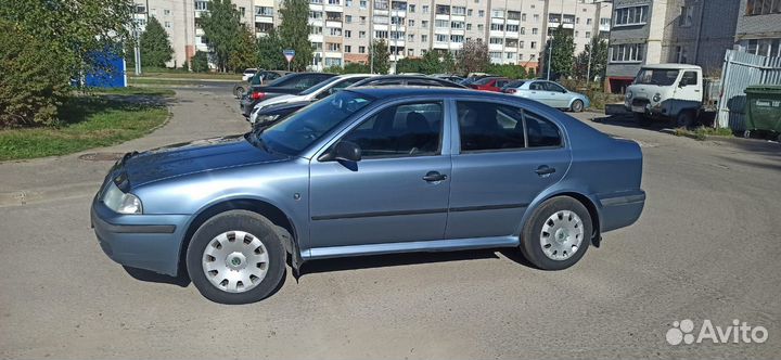 Skoda Octavia 1.4 МТ, 2010, 215 000 км