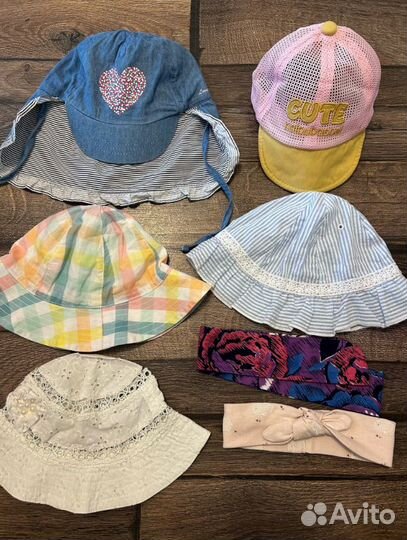 Панамки и кепки для девочки 12-18 мес
