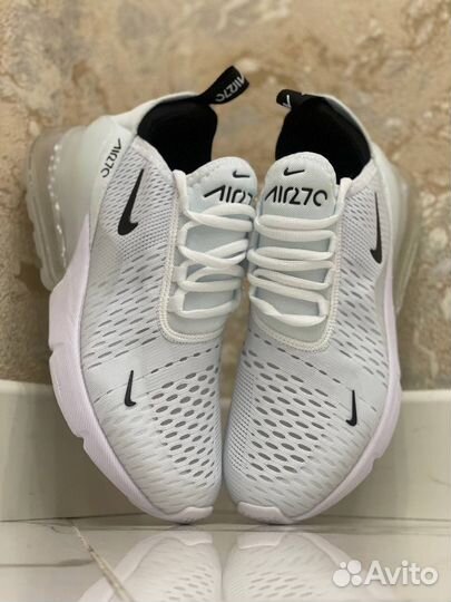 Кроссовки Nike Air 270