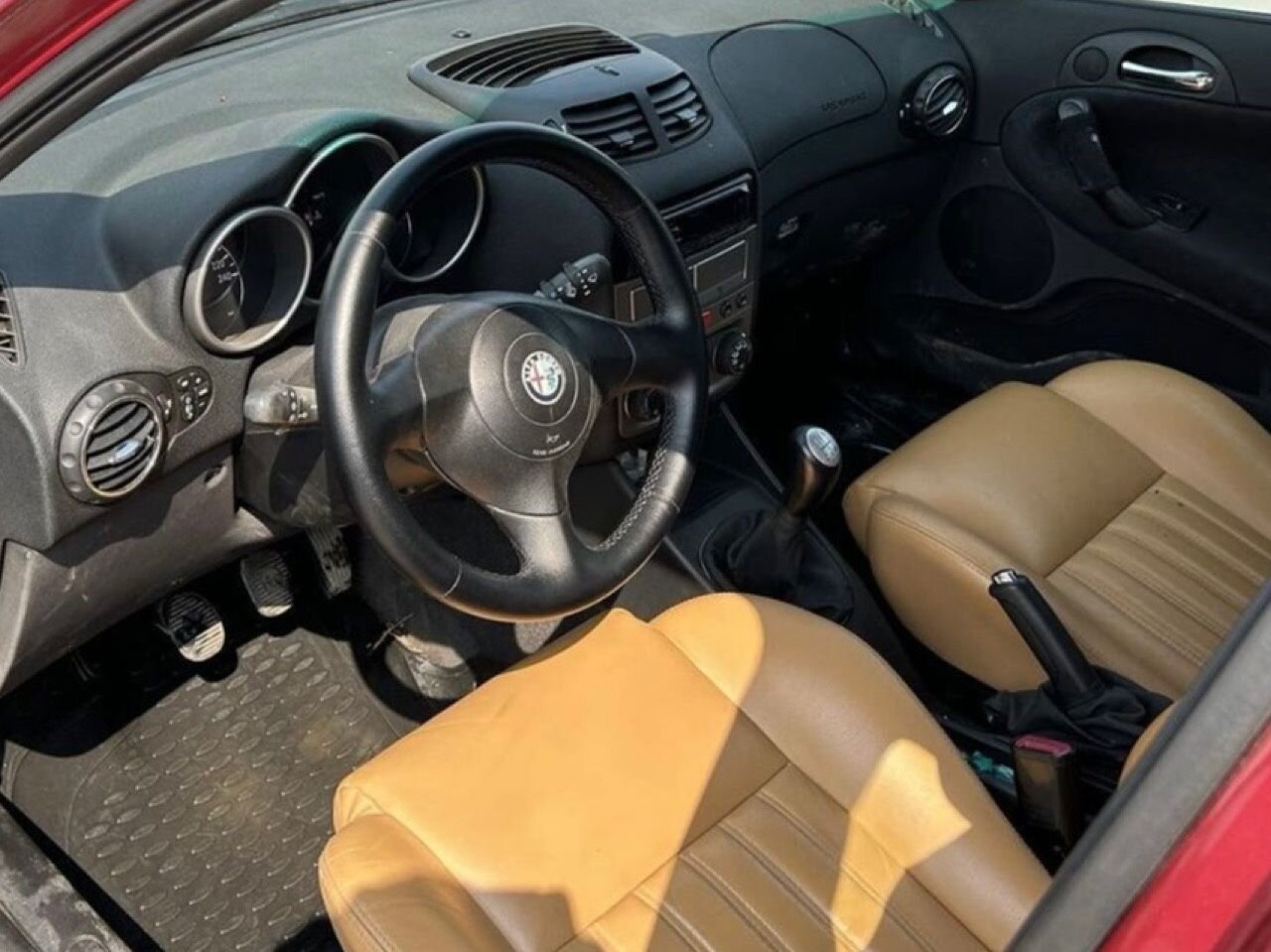 Alfa Romeo 147: фото из отзыва