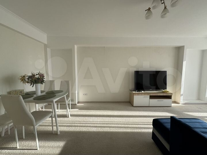 3-к. квартира, 77 м², 3/9 эт.