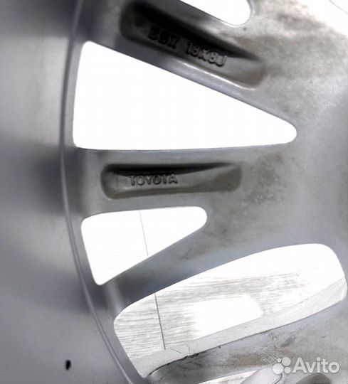 Диски оригинальные на Toyota Camry v70 - б/у
