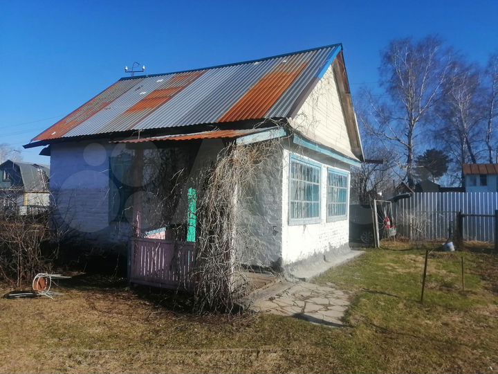 Дача 25 м² на участке 4,3 сот.