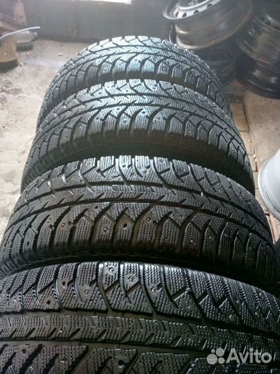 Bridgestone Ice Cruiser 7000S 205/65 R15