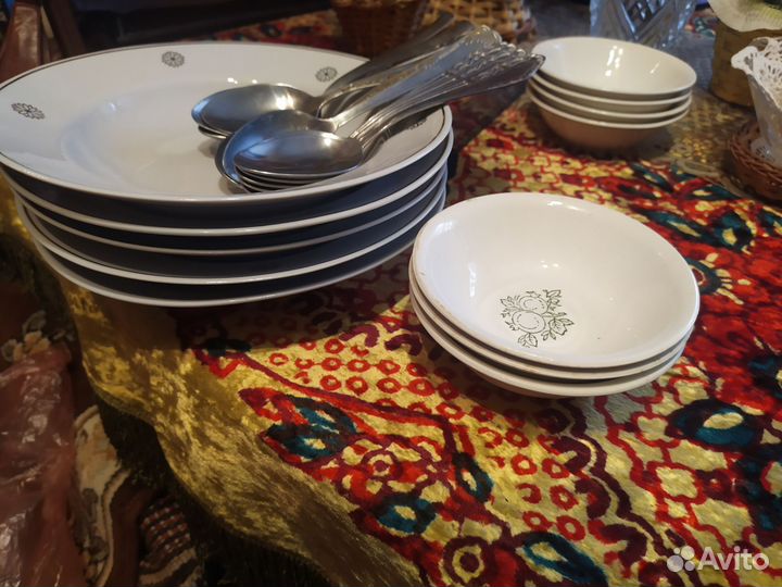 Набор столовой посуды СССР