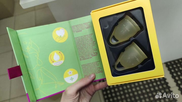 Менструальная чаша новая satisfyer