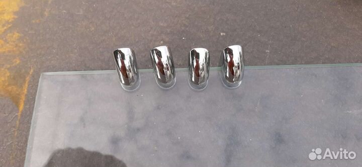 Полка стеклянная угловая с настенными крепежами