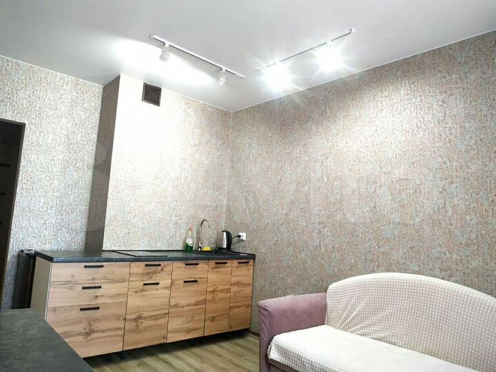 1-к. квартира, 42 м², 8/17 эт.