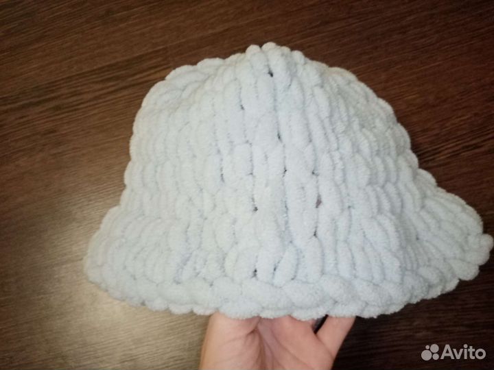 Шапка зимняя ручная работа