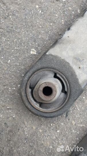 Рычаг подвески передней Hyundai Solaris 2011 г