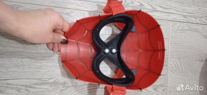 Маска человека паука