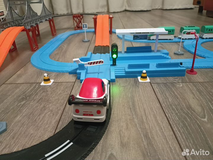 Авто трек с железной дорогой (свет,звук)