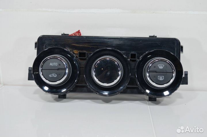 Блок управления климат-контролем Opel Corsa E