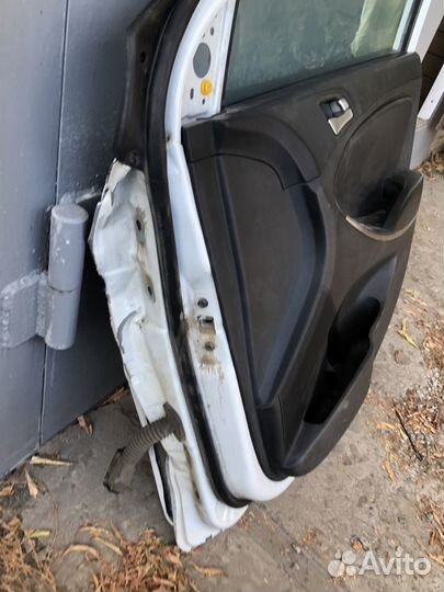 Дверь hyundai solaris передняя правая