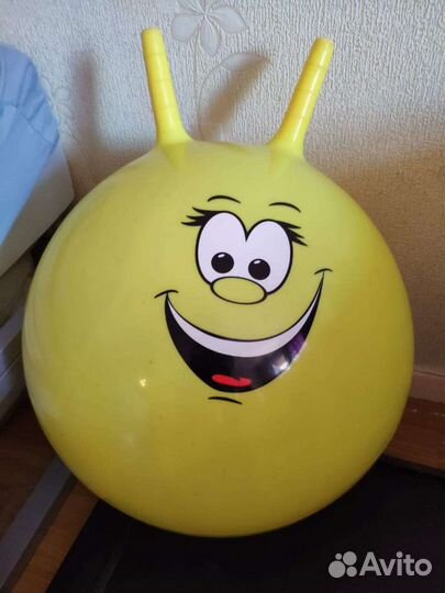 Мяч гимнастический с рожками