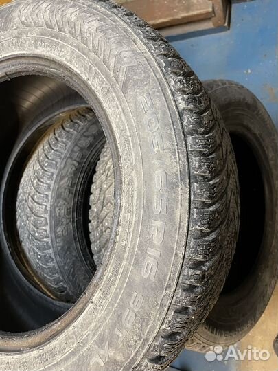 Nokian Tyres Hakkapeliitta 8 205/65 R16