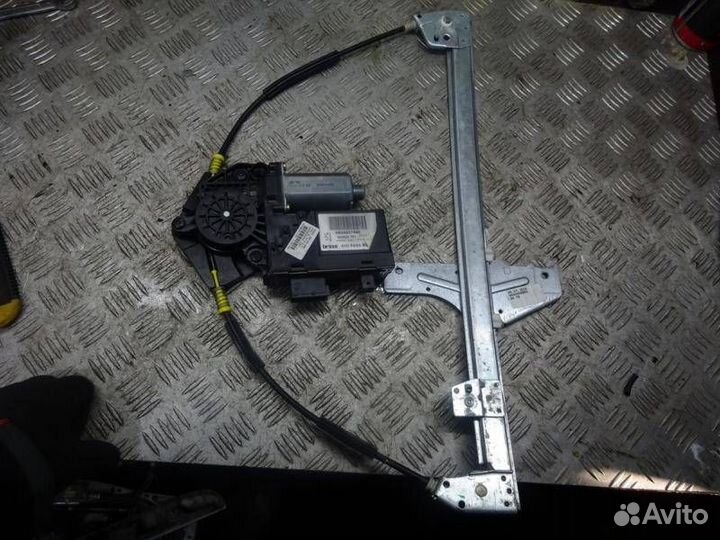 Стеклоподъемник электрический передний правый