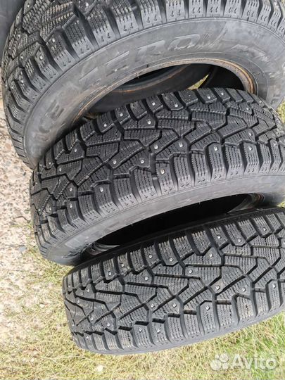 Pirelli Ice Zero 2 195/65 R15