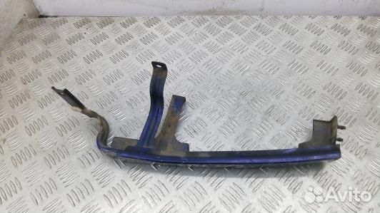 Ус под фару (ресничка) правый isuzu trooper 2 2 (1
