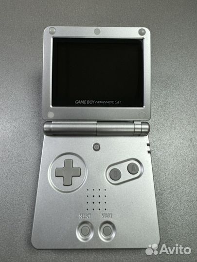 Gameboy (идеал) + куча игр