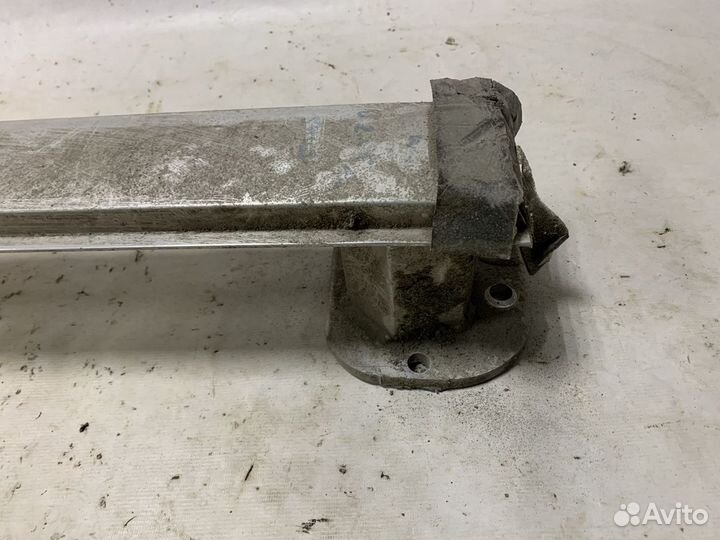 Усилитель заднего бампера, Peugeot 308