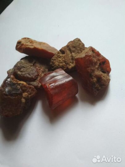 Янтарь необработанный