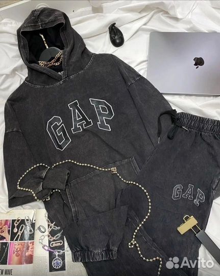 Спортивный костюм женский новый