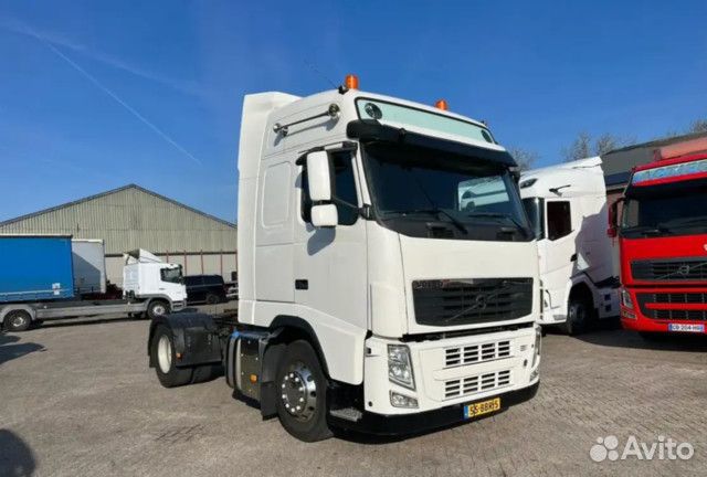 В разборке грузовик Volvo,FH 2008-2013