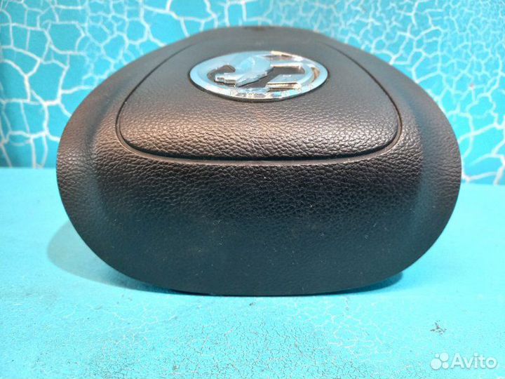 Подушка безопасности в руль Opel Astra J P10