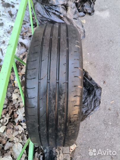 Continental ContiPremiumContact 2 215/55 R18 95H