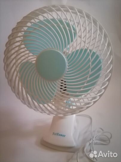 Вентилятор настольный с прищепкой