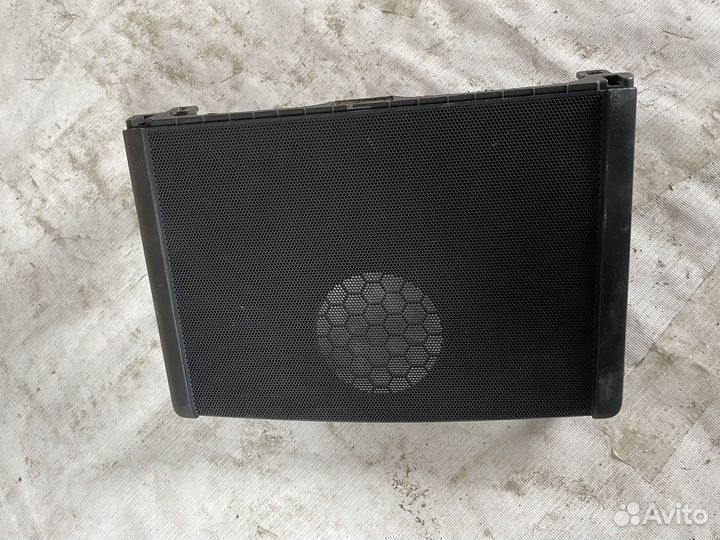 Центральная сетка динамика на prado 150