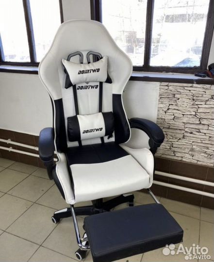 Игровое кресло с массажем